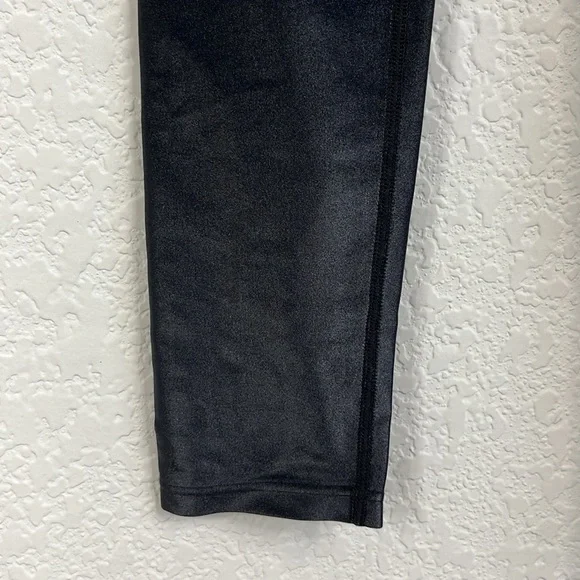 Carbon 38 High Rise Legging In Takara Shine Charcoal - Picture 4 of 7